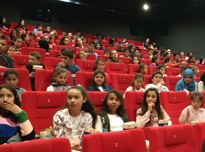 5 BİN ÖĞRENCİ SİNEMAYA