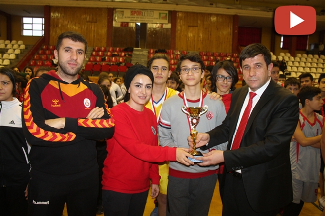 KUPALAR SAHİPLERİNİ BULDU - video