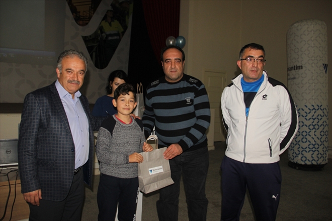 SPORCULAR ÖDÜLLENDİRİLDİ