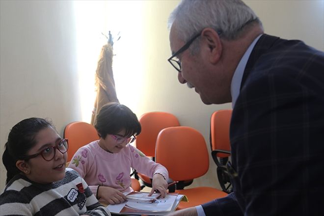 ENGELLİ ÇOCUKLAR İÇİN ELELE VERDİLER