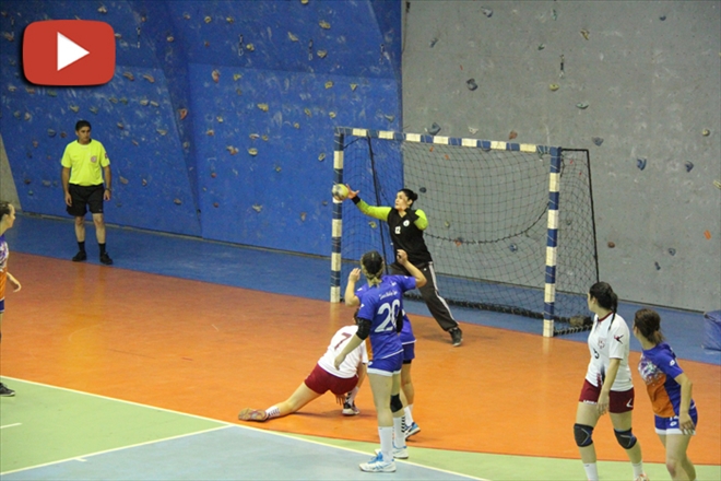 HENTBOLCULAR ELAZIĞ VİRAJINDA - video