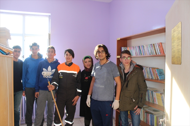 AYÇ´DEN SARIYAR´A KÜTÜPHANE