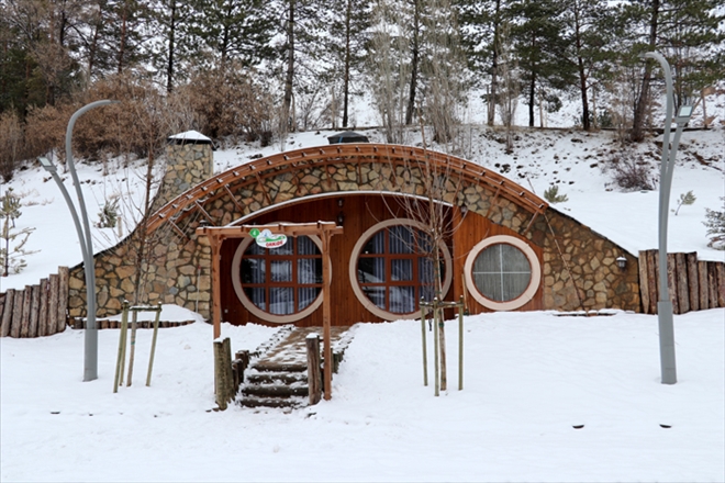 HOBİT EVLERİ AY SONUNDA HİZMETTE