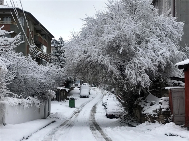 432 KÖY YOLU KARDAN KAPANDI