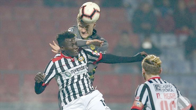 BABA SOW, SİVASSPOR´A YAKIN