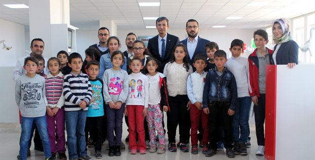 İLK KEZ DİŞ DOKTORU GÖRDÜLER