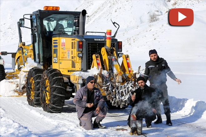 33 YILDIR KARLA MÜCADELE EDİYOR - video