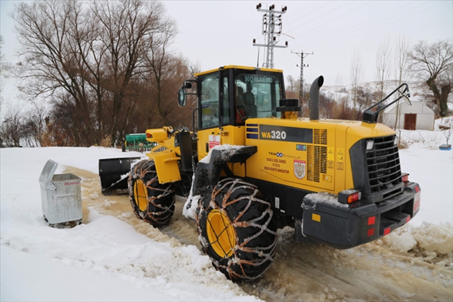 106 KÖY YOLU KARDAN KAPANDI