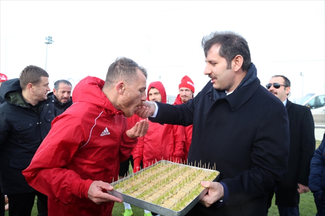 BAKLAVALAR VALİ´DEN