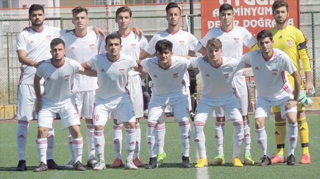 U19 YENİLGİYLE DÖNDÜ