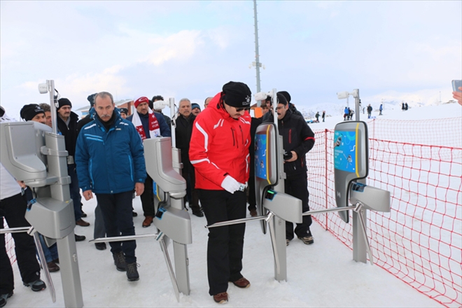 TURNİKELERE AKILLI GEÇİŞ