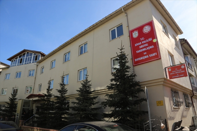 YENİ BİNAYA TAŞINDI