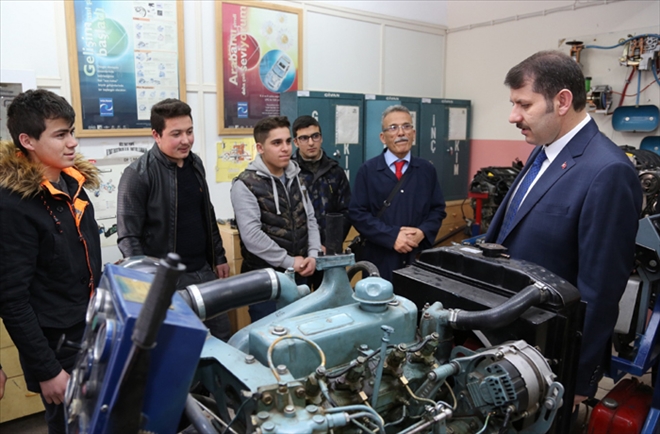 ?SANAYİLEŞME İÇİN ÖNEMLİ FAKTÖRDÜR?