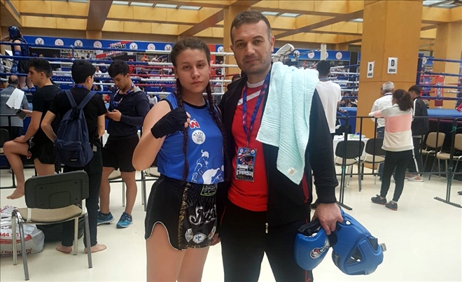 MUAYTHAİ DE TÜRKİYE İKİNCİLİĞİ