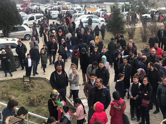 AYÇ´DE BURSLULUK SINAVI