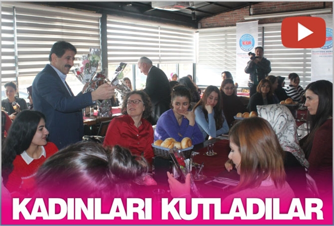 KADINLARI KUTLADILAR - video