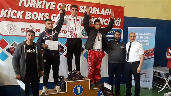 SİVAS´A ALTIN MADALYA GETİRDİLER