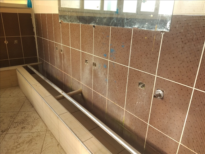 MUSLUKLARI ÇALDILAR