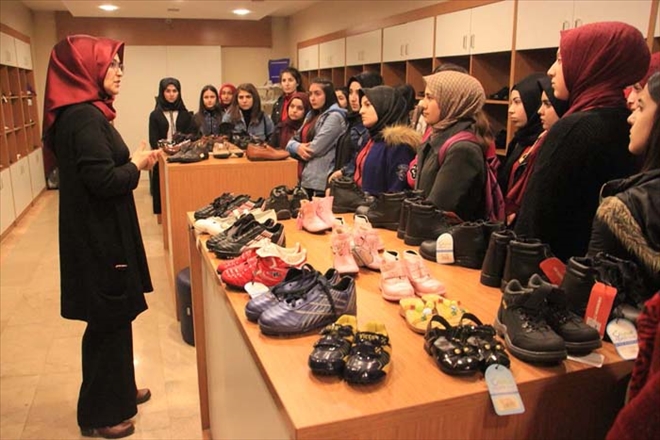 KUMBARADA YARDIM TOPLAYACAKLAR