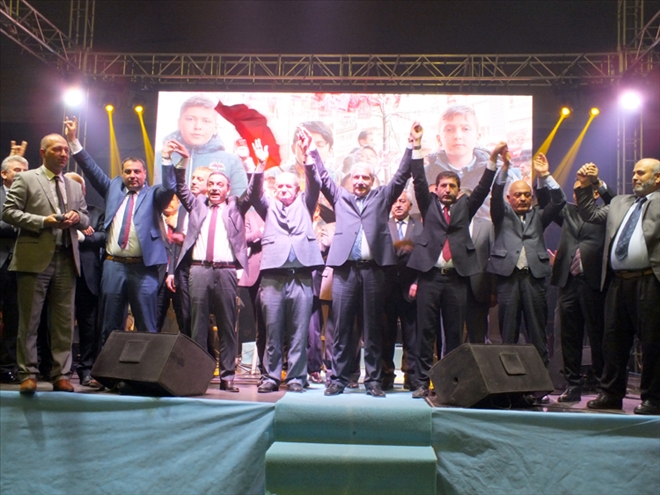 MHP ADAYLARINI TANITTI