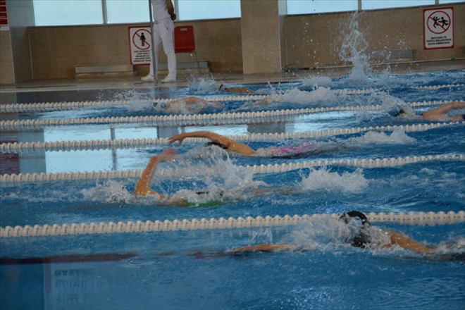 SİVASLI YÜZÜCÜLER YARI FİNALE YÜKSELDİ