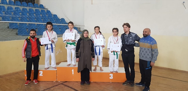 FİNALLERDE SİVAS´I TEMSİL EDECEKLER