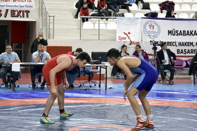 ?OKULLU GENÇLER GÜREŞTİ