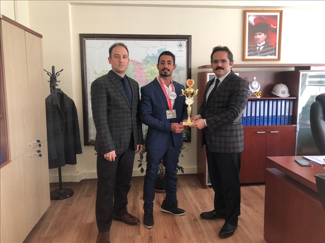 KAYA, ŞAMPİYONU TEBRİK ETTİ