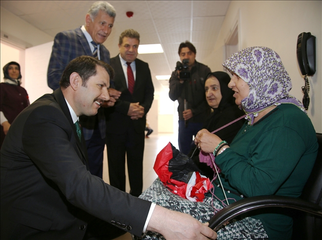 SEVGİ HER KAPIYI AÇAR