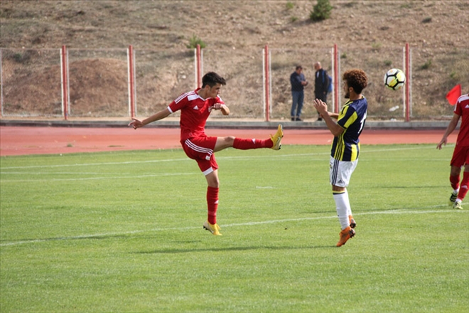 PAF TAKIM BERABERLİĞİ KAÇIRDI