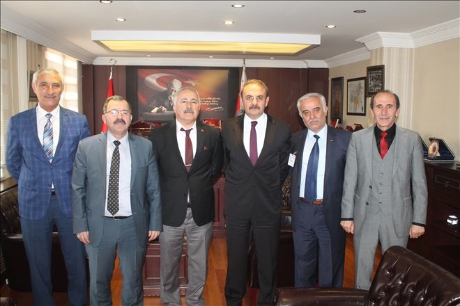 ?GENÇLERE YÖNELİK HER PROJEDE VARIZ?