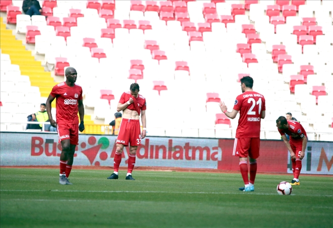 ZOR PERİYOT BEKLİYOR