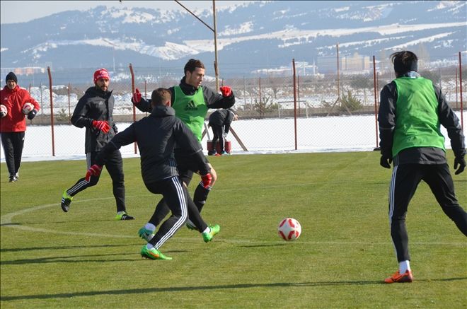 İKİ AÇIK İKİ KAPALI