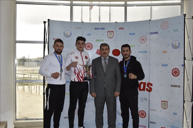 ?SİZLERLE GURUR DUYUYORUZ?