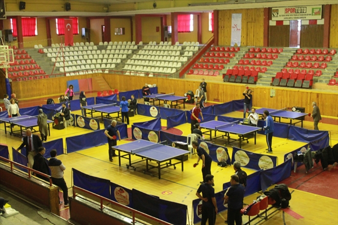 RAKETLER ÖĞRETMENLERİN ELİNDE - video