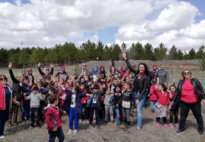 TENİSÇİLERDEN ÖRNEK ÇALIŞMA