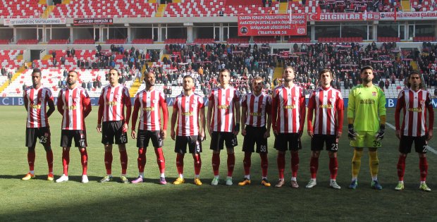 OYNAYINCA OLUYOR ? 2-0