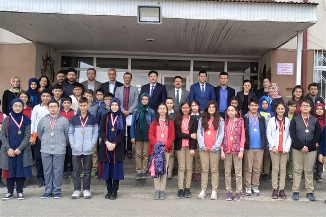 OLİMPİYATLARDA BÖLGE BİRİNCİSİ OLDULAR