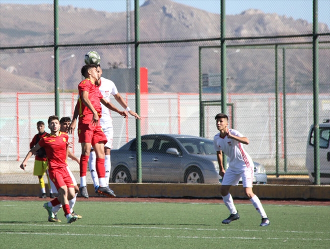 GENÇ YİĞİDOLAR GALİBİYETE KİLİTLENDİ
