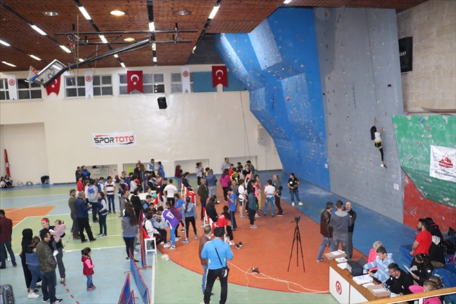 SPOR TIRMANIŞI NEFES KESTİ