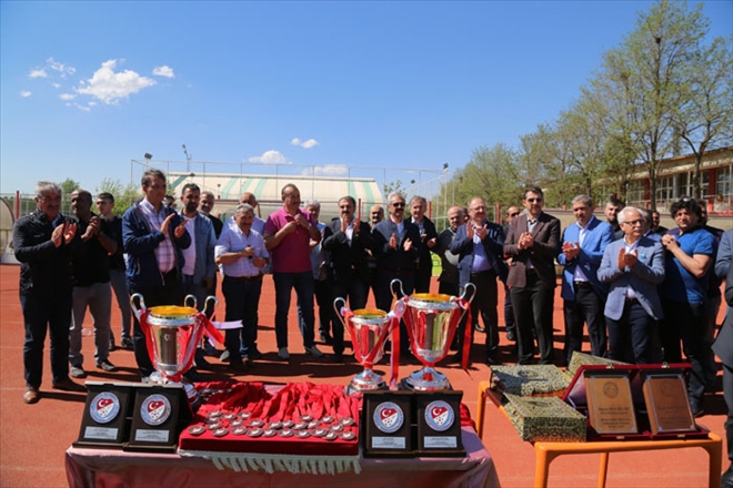 KUPANIN SAHİBİ ELAZIĞ YOLSPOR