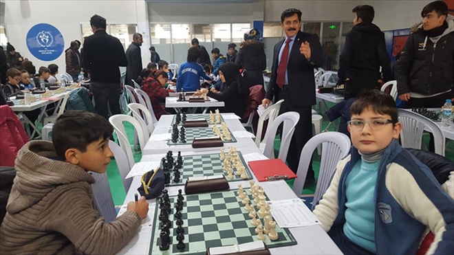 SATRANÇ TURNUVASI BUGÜN BAŞLIYOR