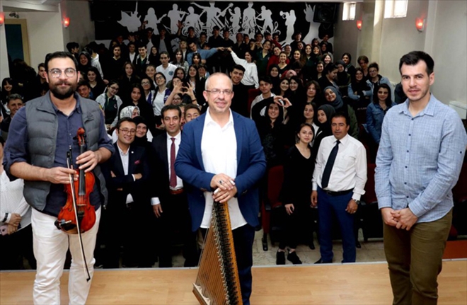 ?SANATÇI KALBE HİTAP EDEBİLMELİ?