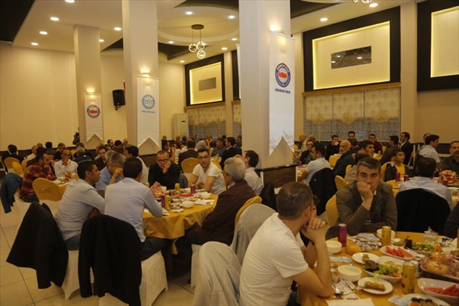 BEM-BİR-SEN ÜYELERİ İFTARDA BULUŞTU