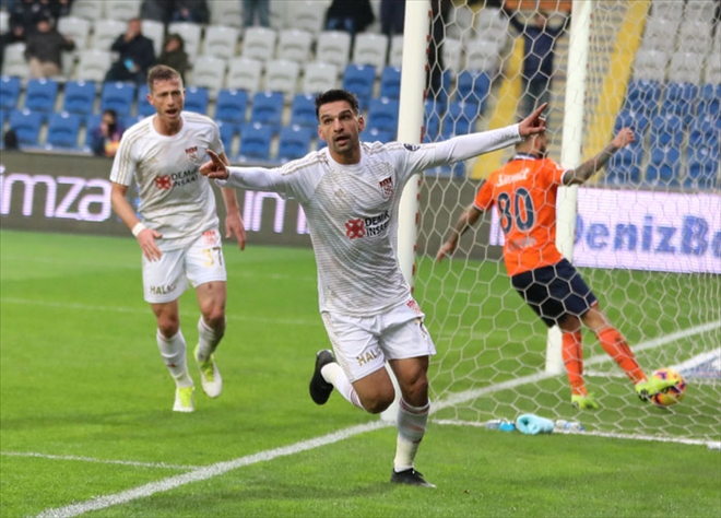 BAŞAKŞEHİR DEMİR´İ İSTİYOR