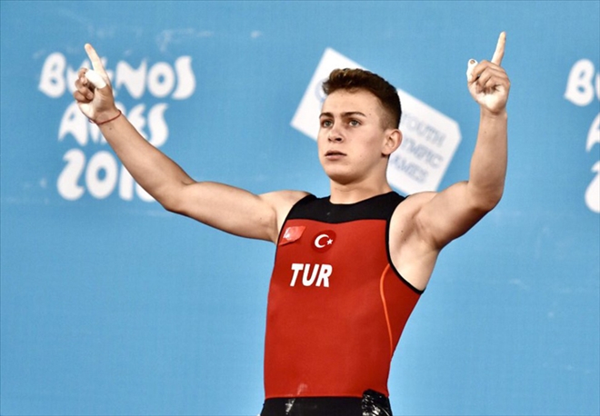 YİĞİDO TOPTAŞ DÜNYA ŞAMPİYONU