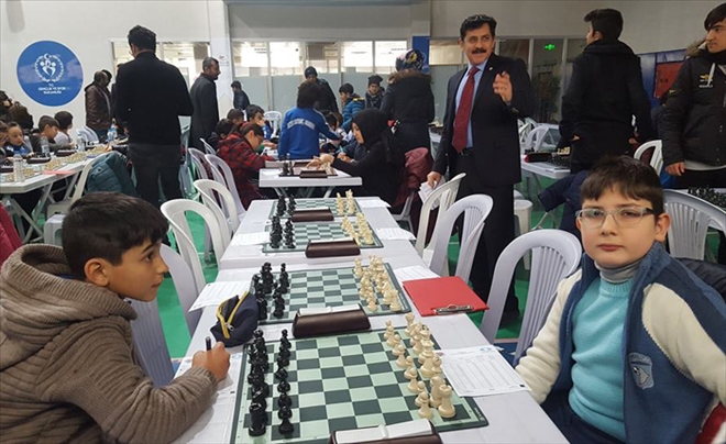 OKULLAR SATRANÇTA YARIŞACAK