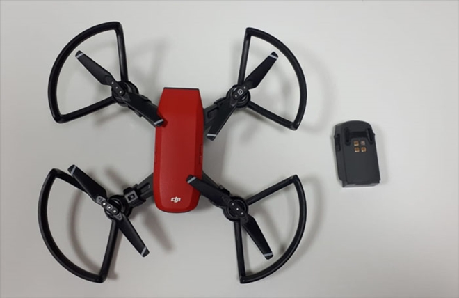POLİS OKULUNUN BAHÇESİNE DRONE DÜŞTÜ