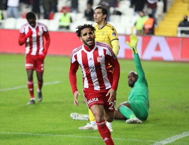 DOUGLAS´IN YENİ TAKIMI BEŞİKTAŞ