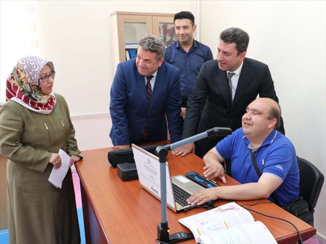 ENGELLİLERE TEKNOLOJİ SETİ